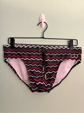 Men’s 2EROS V10 Swim Brief in “Volcano” Black/Red Stripes - Size L (33-34)